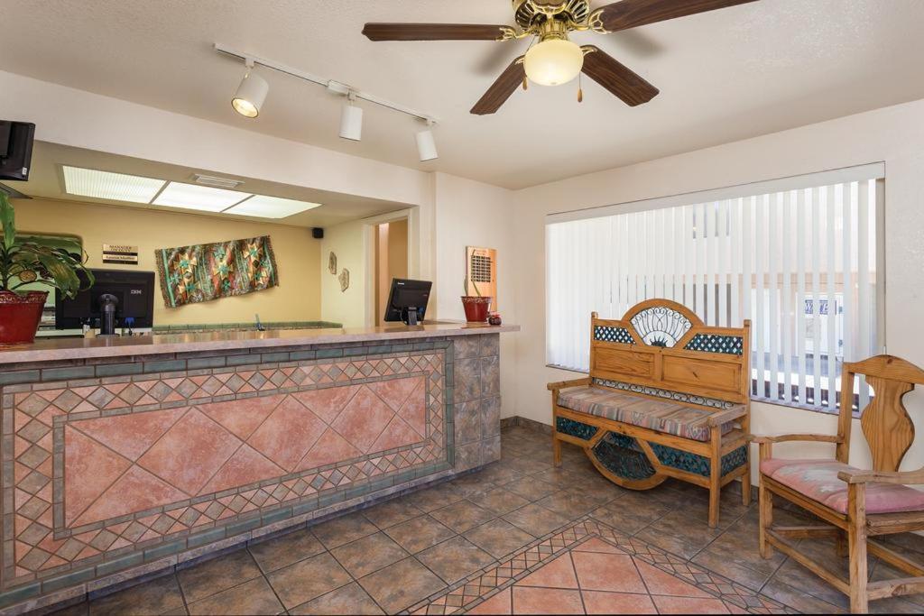 Getaways At Havasu Dunes Resort Lake Havasu City Buitenkant foto